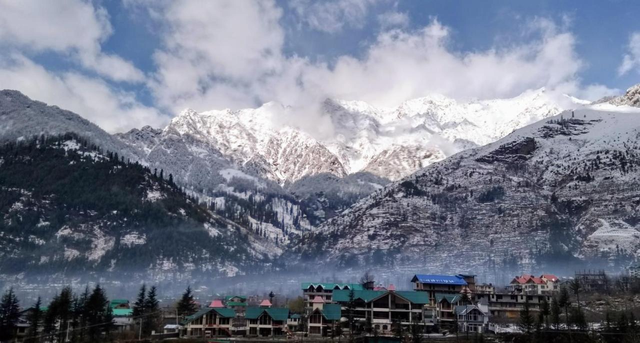 Hotel Link Way-A Riverside Hotel Manali  Exterior photo
